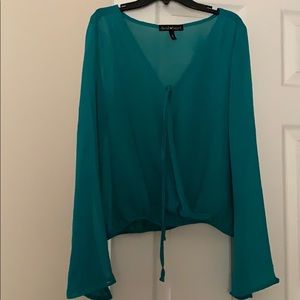 Derek heart green top